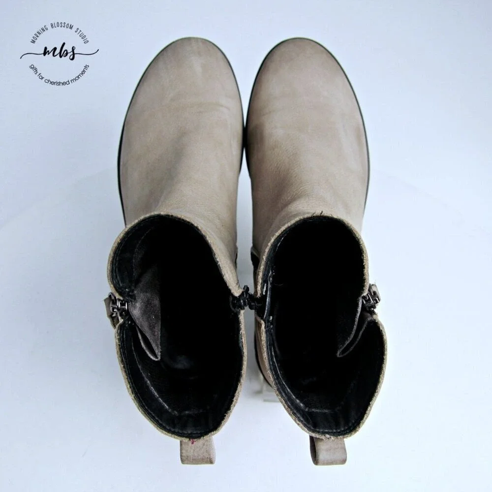 Ecco Bella Ankle Nubuck Leather Dual Side Zip Ankle Boots Taupe Women EU‎ 41